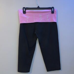 Vs Capri yoga flares
